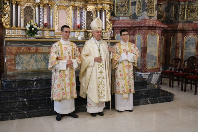 Po rukama mons. Josipa Mrzljaka Lovro Biškup i Filip Jakupec zaređeni za đakone Varaždinske biskupije